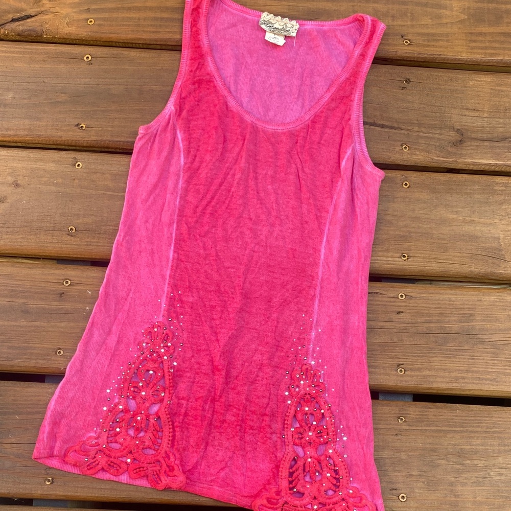 Gimmicks Lace embroidered Pink Sleeveless Top